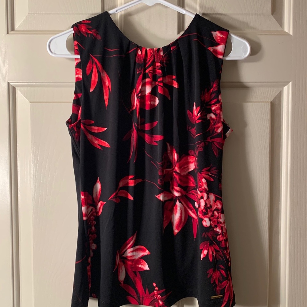 Floral top